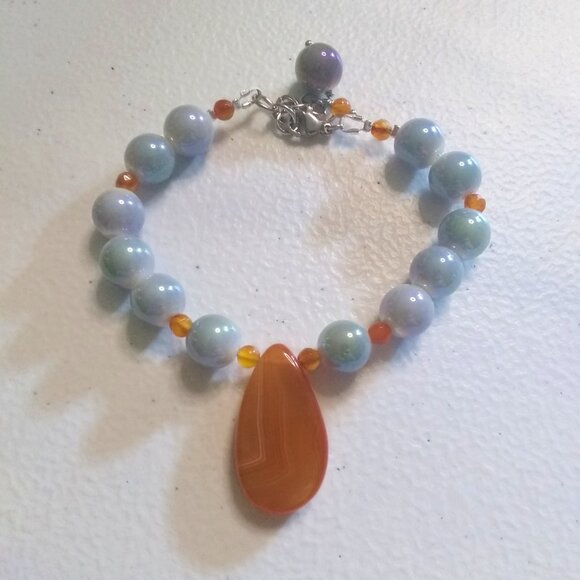 Morning Fog & Falling Leaves! Beaded Fall Bracelet! Dove Gray + Orange Agate - Picture 3 of 10